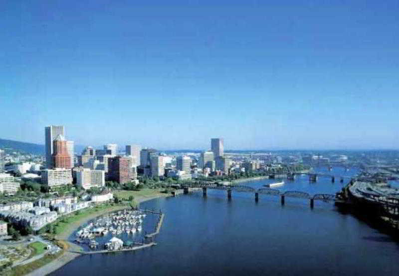 Hotel Downtown/riverplace 3*