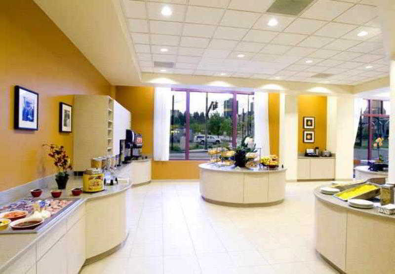 Hotel Downtown/riverplace Portland