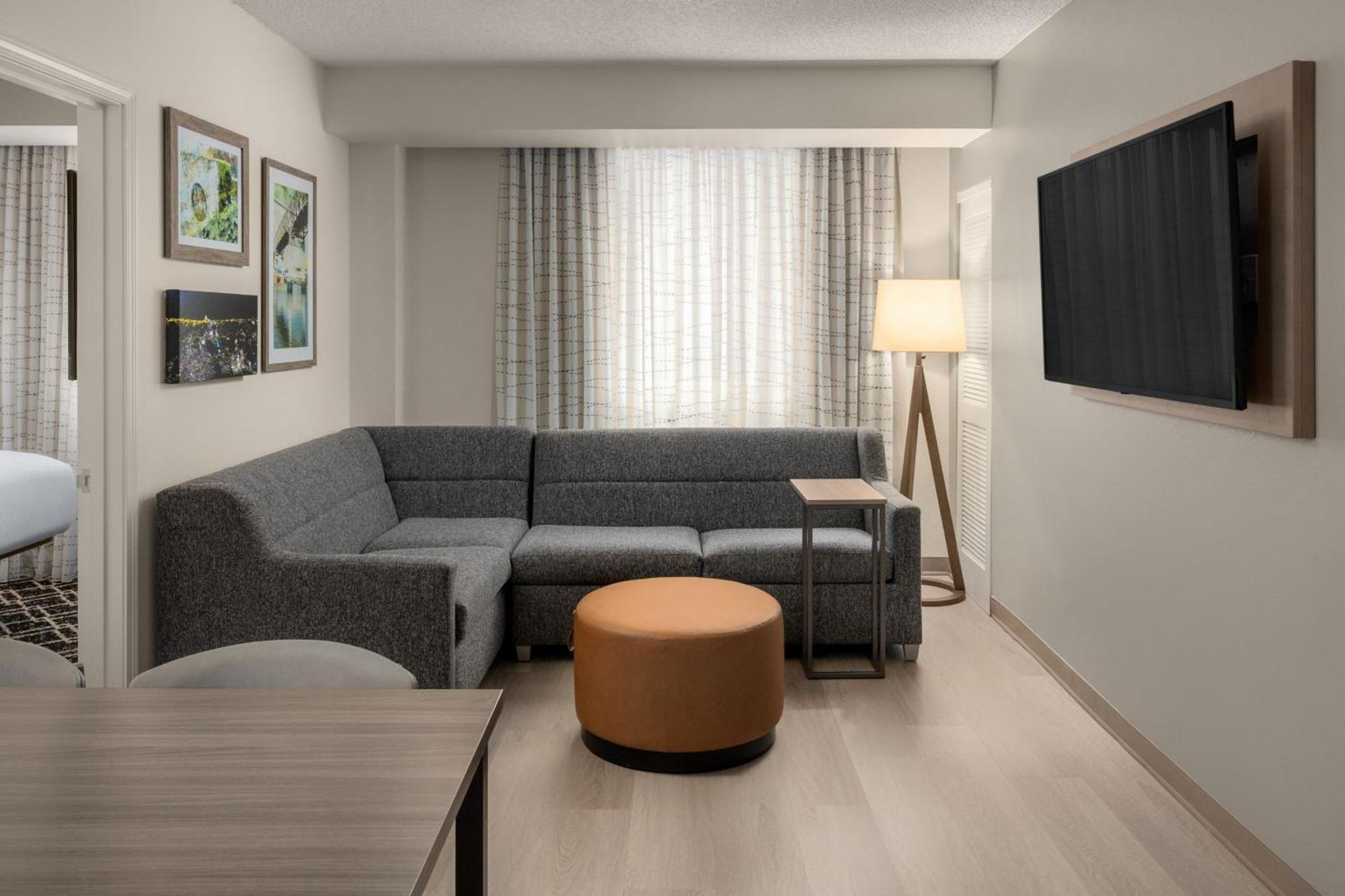 Downtown/riverplace Hotel 3*