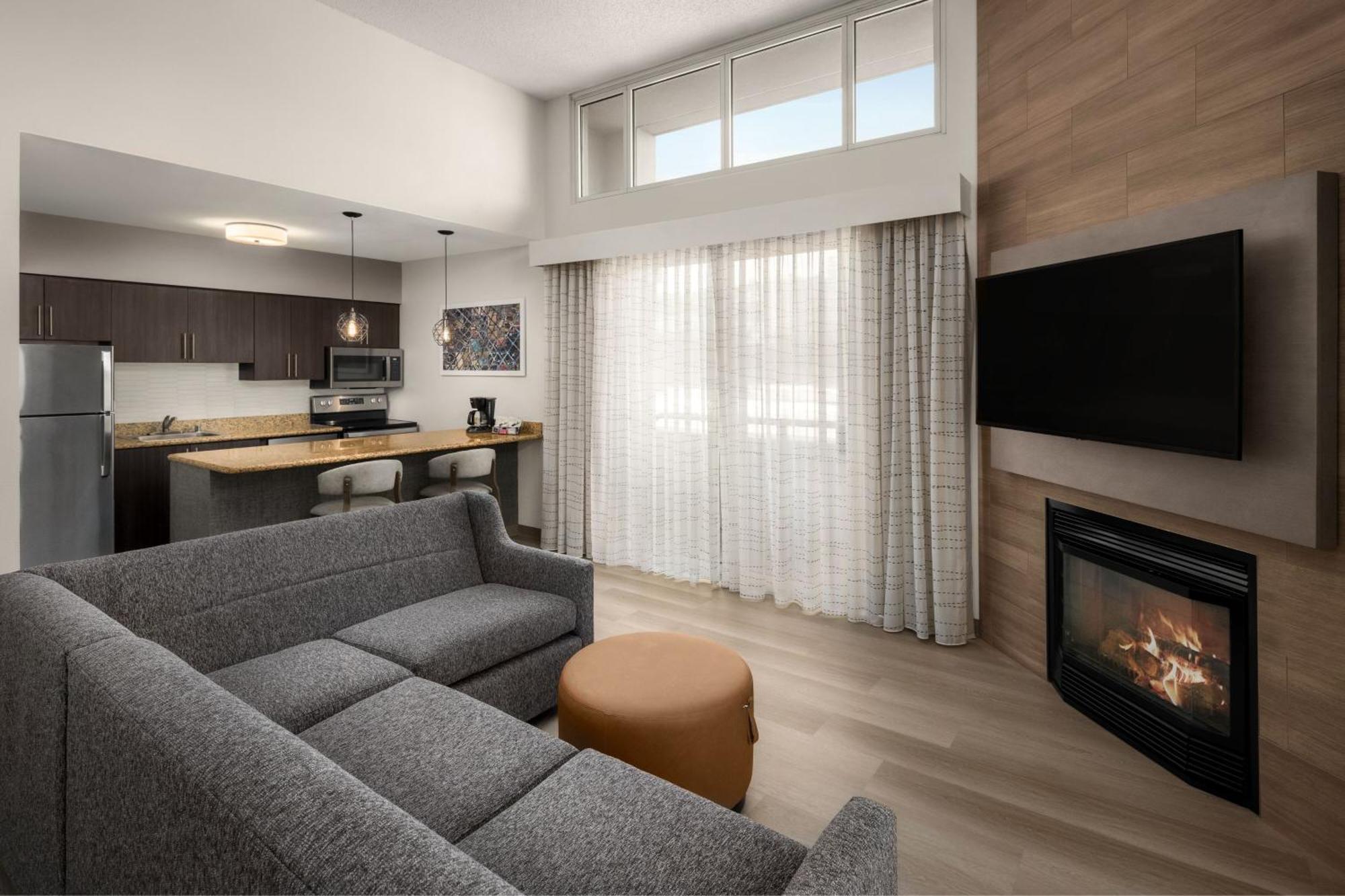 Hotel Downtown/riverplace 3*